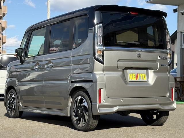 スペーシアカスタム ハイブリッドXSターボ 届け出済み未使用車 コーナーセンサー 全方位カメラ付き9インチディスプレイオーディオ【フルセグTV Bluetooth】 ハーフレザーシート&シートヒーター レーンアシスト レーダークルーズコントロール ステアリングヒーター 保証書(17枚目)