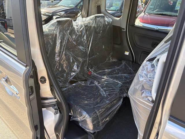 スペーシアカスタム ハイブリッドXSターボ 届け出済み未使用車 コーナーセンサー 全方位カメラ付き9インチディスプレイオーディオ【フルセグTV Bluetooth】 ハーフレザーシート&シートヒーター レーンアシスト レーダークルーズコントロール ステアリングヒーター 保証書(22枚目)