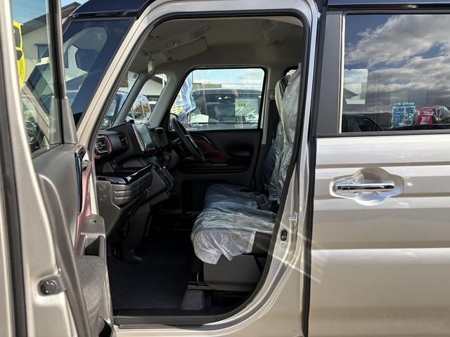 スペーシアカスタム ハイブリッドXSターボ 届け出済み未使用車 コーナーセンサー 全方位カメラ付き9インチディスプレイオーディオ【フルセグTV Bluetooth】 ハーフレザーシート&シートヒーター レーンアシスト レーダークルーズコントロール ステアリングヒーター 保証書(23枚目)