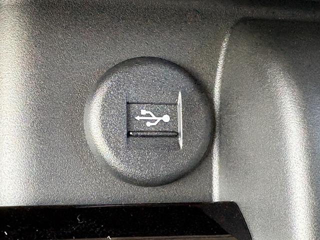 スペーシアカスタム ハイブリッドXSターボ 届け出済み未使用車 コーナーセンサー 全方位カメラ付き9インチディスプレイオーディオ【フルセグTV Bluetooth】 ハーフレザーシート&シートヒーター レーンアシスト レーダークルーズコントロール ステアリングヒーター 保証書(45枚目)