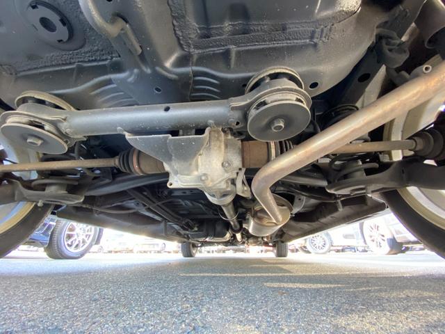 N-BOXカスタム G SSパッケージ 禁煙車 4WD 両側電動スライドドア 衝突被害軽減装置 シートヒーター パナソニック社製ナビ【CD DVD フルセグTV ブルーレイ視聴 Bluetooth ミュージックサーバー】 バックカメラ ステアリングリモコン オートライト(6枚目)