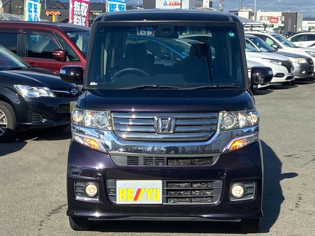 N-BOXカスタム G SSパッケージ 禁煙車 4WD 両側電動スライドドア 衝突被害軽減装置 シートヒーター パナソニック社製ナビ【CD DVD フルセグTV ブルーレイ視聴 Bluetooth ミュージックサーバー】 バックカメラ ステアリングリモコン オートライト(11枚目)