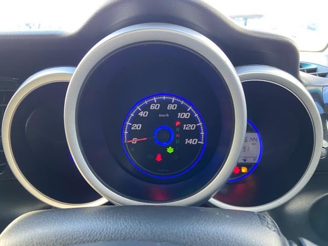 N-BOXカスタム G SSパッケージ 禁煙車 4WD 両側電動スライドドア 衝突被害軽減装置 シートヒーター パナソニック社製ナビ【CD DVD フルセグTV ブルーレイ視聴 Bluetooth ミュージックサーバー】 バックカメラ ステアリングリモコン オートライト(36枚目)