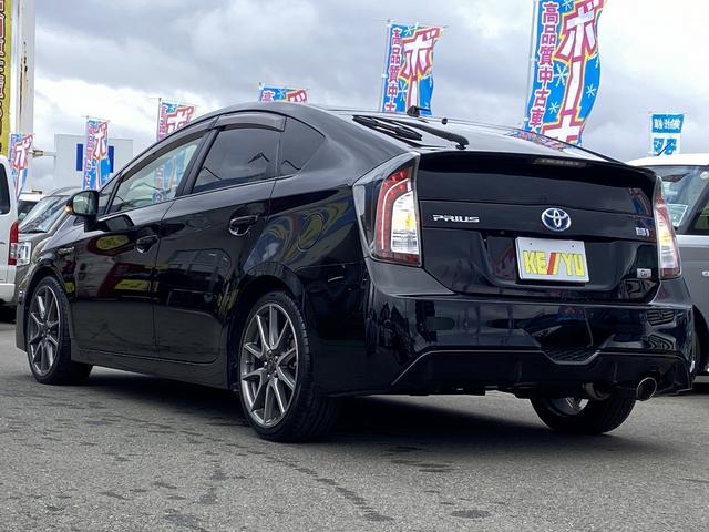 プリウス Sツーリングセレクション・G’s 禁煙車 横滑り防止装置 アルパイン製9インチナビ【CD DVD フルセグTV Bluetooth】 バックカメラ HIDヘッドライト&オートライト&フォグランプ ビルトインETC ステアリングリモコン スマートキー&スペア(13枚目)