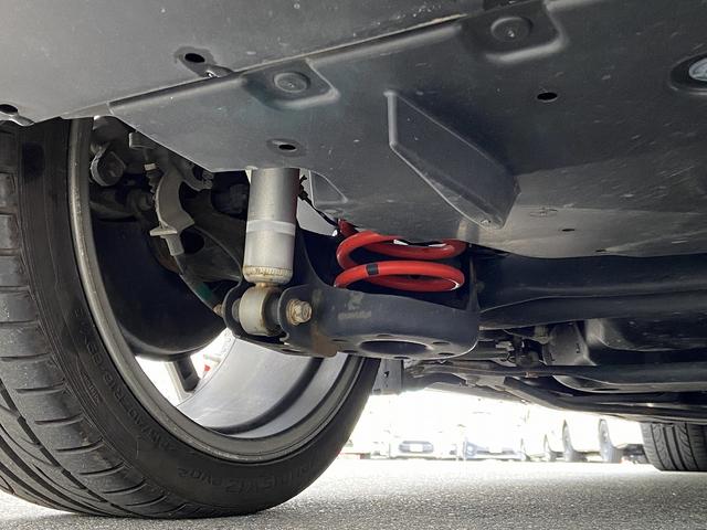 プリウス Sツーリングセレクション・G’s 禁煙車 横滑り防止装置 アルパイン製9インチナビ【CD DVD フルセグTV Bluetooth】 バックカメラ HIDヘッドライト&オートライト&フォグランプ ビルトインETC ステアリングリモコン スマートキー&スペア(46枚目)