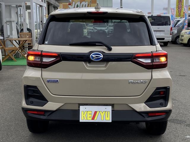 ロッキー プレミアムＧ　ＨＥＶ　禁煙車　衝突被害軽減装置　横滑り防止　レーンアシスト　コーナーセンサー　レーダークルーズコントロール　ステアリングリモコン　シートヒーター＆ハーフレザーシート　ＬＥＤヘッドライト＆フォグランプ＆オートハイビーム　純正アルミホイール（13枚目）