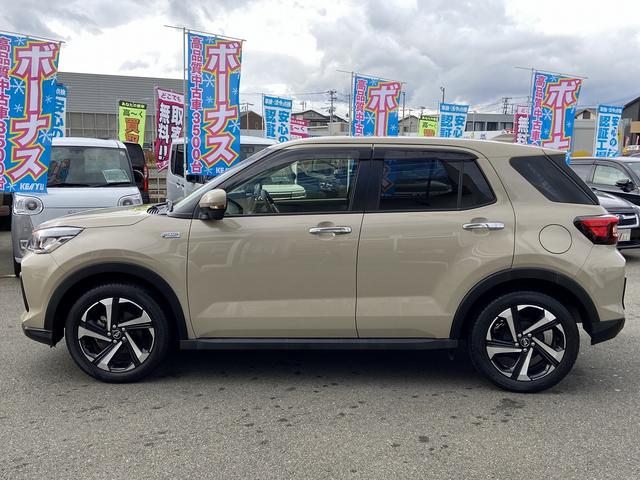 ロッキー プレミアムＧ　ＨＥＶ　禁煙車　衝突被害軽減装置　横滑り防止　レーンアシスト　コーナーセンサー　レーダークルーズコントロール　ステアリングリモコン　シートヒーター＆ハーフレザーシート　ＬＥＤヘッドライト＆フォグランプ＆オートハイビーム　純正アルミホイール（15枚目）