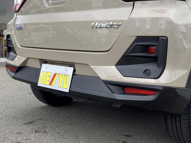 ロッキー プレミアムＧ　ＨＥＶ　禁煙車　衝突被害軽減装置　横滑り防止　レーンアシスト　コーナーセンサー　レーダークルーズコントロール　ステアリングリモコン　シートヒーター＆ハーフレザーシート　ＬＥＤヘッドライト＆フォグランプ＆オートハイビーム　純正アルミホイール（53枚目）