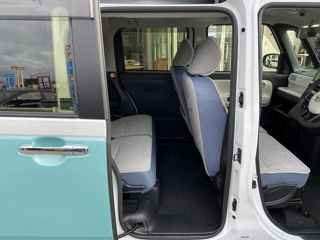 ムーヴキャンバス ストライプスＧ　禁煙車　４ＷＤ　両側電動スライドドア　衝突被害軽減装置　レーンアシスト　コーナーセンサー　９インチディスプレイオーディオ【フルセグＴＶ　Ｂｌｕｅｔｏｏｔｈ　ＵＳＢ】バックカメラ　シートヒーター　スペアキー　オートブレーキホールド　ＴＲＣ（17枚目）