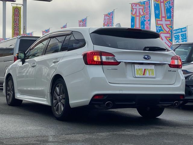 レヴォーグ １．６ＧＴ－Ｓアイサイト　プラウドエディション　禁煙車　４ＷＤ　衝突被害軽減装置　レーンアシスト　コーナーセンサー　レーダークルーズコントロール　ブラインドスポットモニター　純正ナビ【フルセグＴＶ　ＤＶＤ　Ｂｌｕｅｔｏｏｔｈ】　バックカメラ＆サイドカメラ（14枚目）