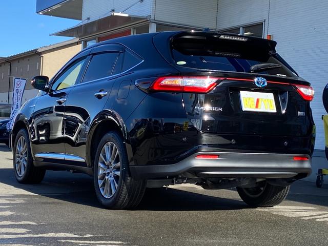 ハリアーハイブリッド プログレス　メタル　アンド　レザーパッケージ　４ＷＤ　禁煙車　サンルーフ　全方位モニター　シートヒーター＆シートエアコン　電動レザーシート　純正９インチナビ【ＤＶＤ　ＴＶ　Ｂｌｕｅｔｏｏｔｈ】　ＪＢＬサウンド　レーダークルーズコントロール　レーンアシスト　後期型（14枚目）