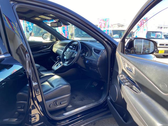 ハリアーハイブリッド プログレス　メタル　アンド　レザーパッケージ　４ＷＤ　禁煙車　サンルーフ　全方位モニター　シートヒーター＆シートエアコン　電動レザーシート　純正９インチナビ【ＤＶＤ　ＴＶ　Ｂｌｕｅｔｏｏｔｈ】　ＪＢＬサウンド　レーダークルーズコントロール　レーンアシスト　後期型（16枚目）