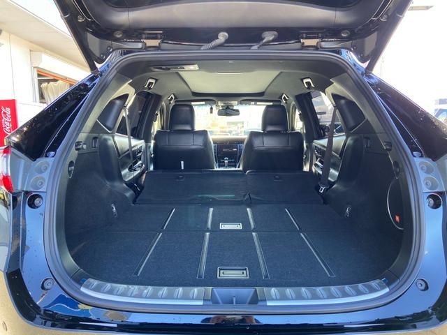 ハリアーハイブリッド プログレス　メタル　アンド　レザーパッケージ　４ＷＤ　禁煙車　サンルーフ　全方位モニター　シートヒーター＆シートエアコン　電動レザーシート　純正９インチナビ【ＤＶＤ　ＴＶ　Ｂｌｕｅｔｏｏｔｈ】　ＪＢＬサウンド　レーダークルーズコントロール　レーンアシスト　後期型（22枚目）