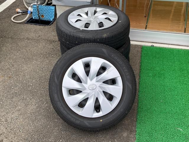 ヴィッツ F 禁煙車 4WD 寒冷地仕様 当社買取直販車両 ドライブレコーダー 夏冬タイヤセット有 純正7インチナビ【TV CD AUX Bluetooth】 バックカメラ 横滑り防止装置 キーレスエントリー 取扱説明書 保証書 LEDヘッドライト(43枚目)