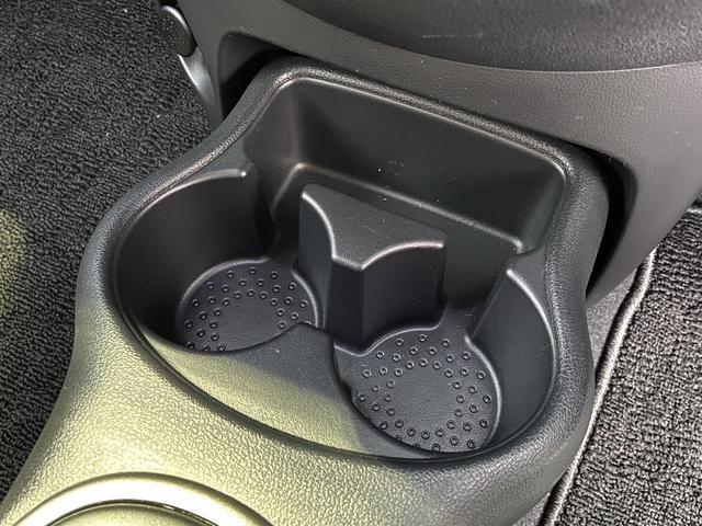 マーチ Ｇ　禁煙車　【有料オプションカラー】チタニウムカーキ　衝突被害軽減装置　レーンアシスト　オートライト＆ＬＥＤヘッドライト　アイドリングストップ　横滑り防止装置　スマートキー＆プッシュスタート　純正１４インチアルミホイール　ＣＤオーディオ＆ＡＵＸ　記録簿（38枚目）