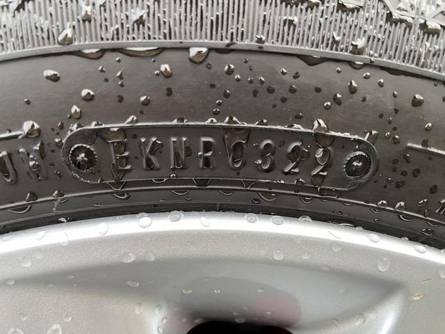 マーチ Ｇ　禁煙車　【有料オプションカラー】チタニウムカーキ　衝突被害軽減装置　レーンアシスト　オートライト＆ＬＥＤヘッドライト　アイドリングストップ　横滑り防止装置　スマートキー＆プッシュスタート　純正１４インチアルミホイール　ＣＤオーディオ＆ＡＵＸ　記録簿（46枚目）