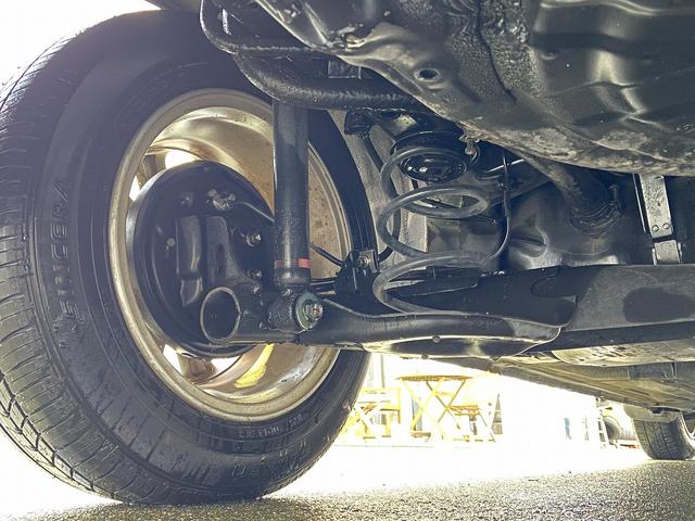 マーチ Ｇ　禁煙車　【有料オプションカラー】チタニウムカーキ　衝突被害軽減装置　レーンアシスト　オートライト＆ＬＥＤヘッドライト　アイドリングストップ　横滑り防止装置　スマートキー＆プッシュスタート　純正１４インチアルミホイール　ＣＤオーディオ＆ＡＵＸ　記録簿（49枚目）