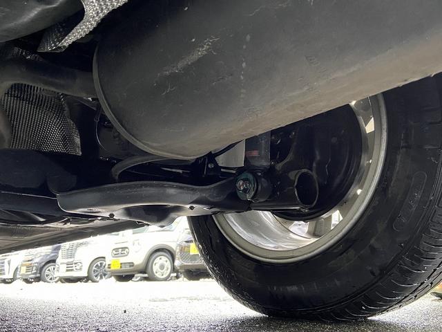 マーチ Ｇ　禁煙車　【有料オプションカラー】チタニウムカーキ　衝突被害軽減装置　レーンアシスト　オートライト＆ＬＥＤヘッドライト　アイドリングストップ　横滑り防止装置　スマートキー＆プッシュスタート　純正１４インチアルミホイール　ＣＤオーディオ＆ＡＵＸ　記録簿（50枚目）