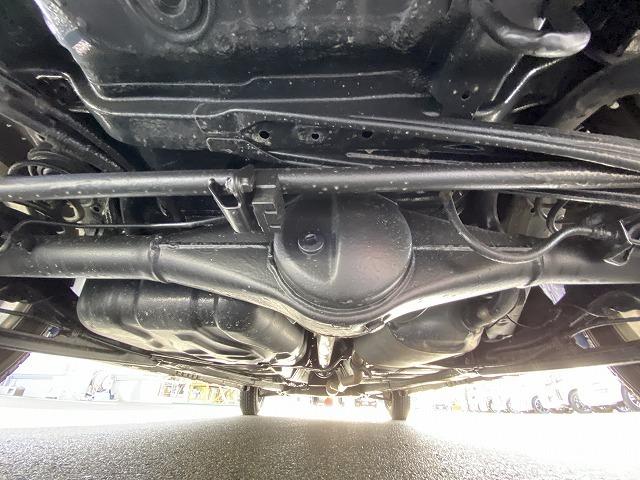 ワゴンＲ ハイブリッドＦＺ　セーフティパッケージ装着車　４ＷＤ　禁煙車　衝突被害軽減装置　レーンアシスト　シートヒーター　ヘッドアップディスプレイ　純正エンジンスターター　ステアリングリモコン　オートライト＆ＬＥＤライト　ＣＤオーディオ【ＡＵＸ　ＵＳＢ】　ＥＴＣ（6枚目）