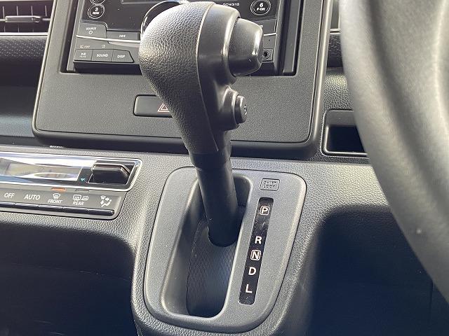 ワゴンＲ ハイブリッドＦＺ　セーフティパッケージ装着車　４ＷＤ　禁煙車　衝突被害軽減装置　レーンアシスト　シートヒーター　ヘッドアップディスプレイ　純正エンジンスターター　ステアリングリモコン　オートライト＆ＬＥＤライト　ＣＤオーディオ【ＡＵＸ　ＵＳＢ】　ＥＴＣ（28枚目）