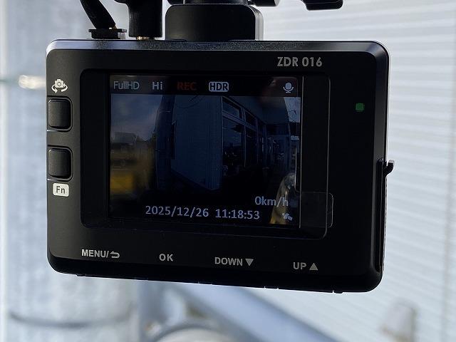 ワゴンＲ ハイブリッドＦＺ　セーフティパッケージ装着車　４ＷＤ　禁煙車　衝突被害軽減装置　レーンアシスト　シートヒーター　ヘッドアップディスプレイ　純正エンジンスターター　ステアリングリモコン　オートライト＆ＬＥＤライト　ＣＤオーディオ【ＡＵＸ　ＵＳＢ】　ＥＴＣ（40枚目）