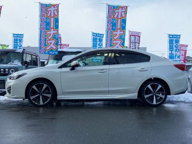 インプレッサＧ４ ２．０ｉ－Ｓアイサイト　４ＷＤ　禁煙車　クルーズコントロール　衝突被害軽減装置　レーンアシスト　ブラインドスポットモニター　純正ナビ【ＣＤ　ＤＶＤ　フルセグＴＶ　Ｂｌｕｅｔｏｏｔｈ】　バックカメラ　電動レザーシート＆シートヒーター　横滑り防止装置　ＥＴＣ（14枚目）