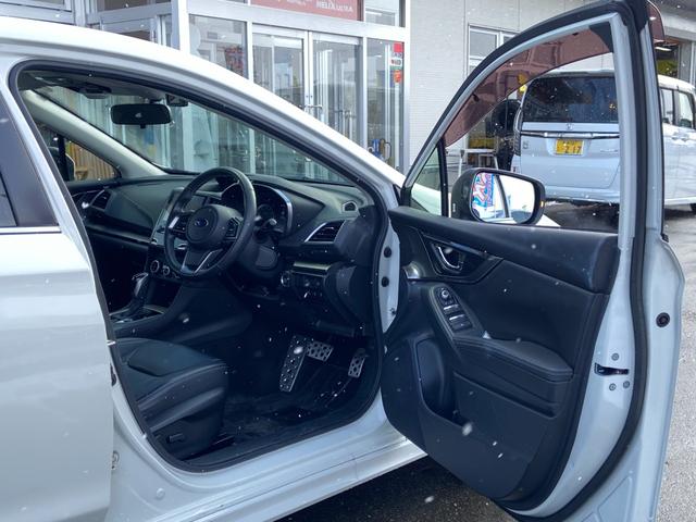 インプレッサＧ４ ２．０ｉ－Ｓアイサイト　４ＷＤ　禁煙車　クルーズコントロール　衝突被害軽減装置　レーンアシスト　ブラインドスポットモニター　純正ナビ【ＣＤ　ＤＶＤ　フルセグＴＶ　Ｂｌｕｅｔｏｏｔｈ】　バックカメラ　電動レザーシート＆シートヒーター　横滑り防止装置　ＥＴＣ（15枚目）