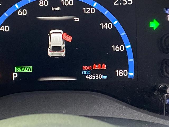 ヤリスクロス ハイブリッドＺ　４ＷＤ　禁煙車　ツートーンカラー　ＥＴＣ　レーダークルーズコントロール　レーンアシスト　コーナーセンサー　衝突被害軽減装置　ステアリングヒーター　１００Ｖ電源　電動ハーフレザーシート＆シートヒーター　全方位モニター　電動リアゲート（34枚目）