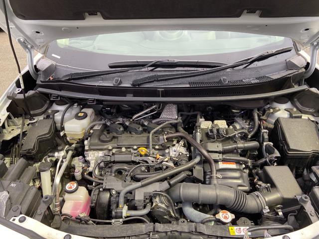 ヤリスクロス ハイブリッドＺ　４ＷＤ　禁煙車　ツートーンカラー　ＥＴＣ　レーダークルーズコントロール　レーンアシスト　コーナーセンサー　衝突被害軽減装置　ステアリングヒーター　１００Ｖ電源　電動ハーフレザーシート＆シートヒーター　全方位モニター　電動リアゲート（38枚目）