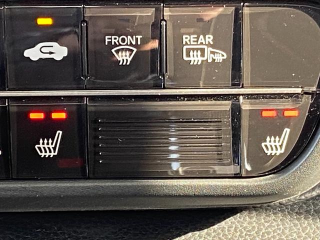 Ｎ－ＢＯＸカスタム Ｌターボ　４ＷＤ　禁煙車　シーケンシャルウインカー　ＥＴＣ　レーダークルーズコントロール　レーンアシスト　コーナーセンサー　パドルシフト　ハーフレザーシート＆シートヒーター　純正ナビ【ＤＶＤ　フルセグＴＶ　Ｂｌｕｅｔｏｏｔｈ】　バックカメラ　衝突被害軽減装置（33枚目）