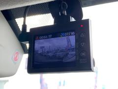 ���Ҥ������μ�ξ�ˤϣ�����ξ����ʤ�ޤ�̵���ݾڤȺ�Ĺ��ǯ����̵���¤α�Ĺ�ݾڤ򥪥ץ����Ǥ��Ѱա������Τ����ͤϤ��᤯�Υǥ����顼�ˤ��ݾڽ����򤪼����Ǥ��ޤ��� 6