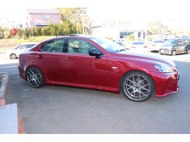 ＩＳ ＩＳ２５０　バージョンＬ　後期仕様エアロ　ローダウン　４ＷＤ　サンルーフ　本革シート　スマートキー　純正ナビ　バックカメラ付き（12枚目）