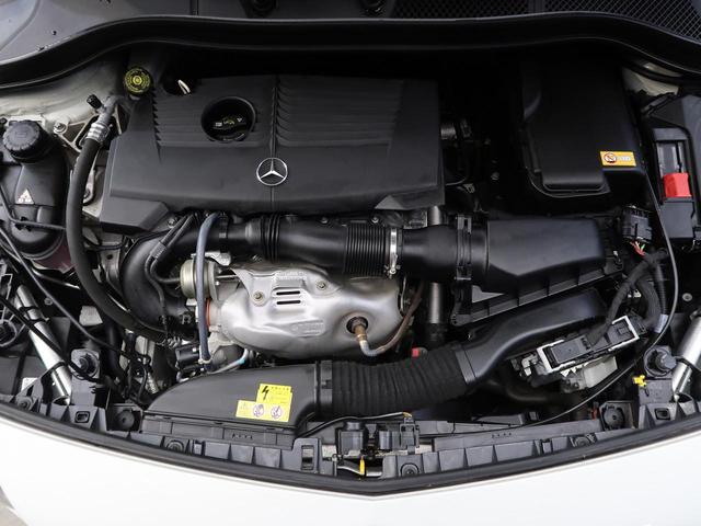 B180 スポーツ 純正HDDナビ バックカメラ フルセグ パークトロニック LEDヘッドライト オートハイビームアシスト 純正18インチアルミホイール シートヒーター アンビエントライト 半革シート 禁煙(19枚目)