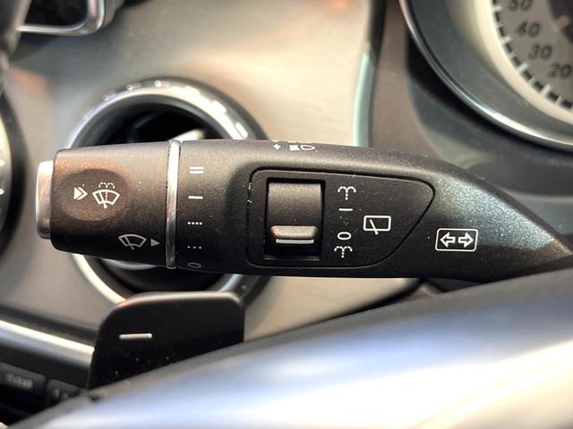 GLA250 4マチック スポーツ レーダーセーフティPKG/AMGエクスクルーシブPKG/パノラミックスライディングルーフ 純正HDDナビ/フルセグTV/リアビューカメラ HIDヘッドランプ 黒革シート 前席シートヒーター ETC(32枚目)