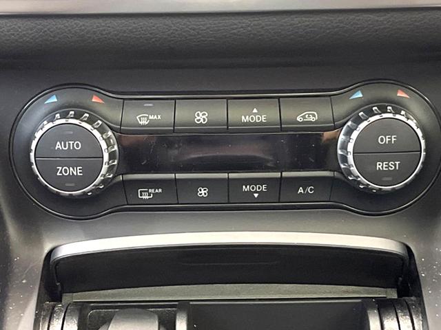 GLA250 4マチック スポーツ レーダーセーフティPKG/AMGエクスクルーシブPKG/パノラミックスライディングルーフ 純正HDDナビ/フルセグTV/リアビューカメラ HIDヘッドランプ 黒革シート 前席シートヒーター ETC(47枚目)