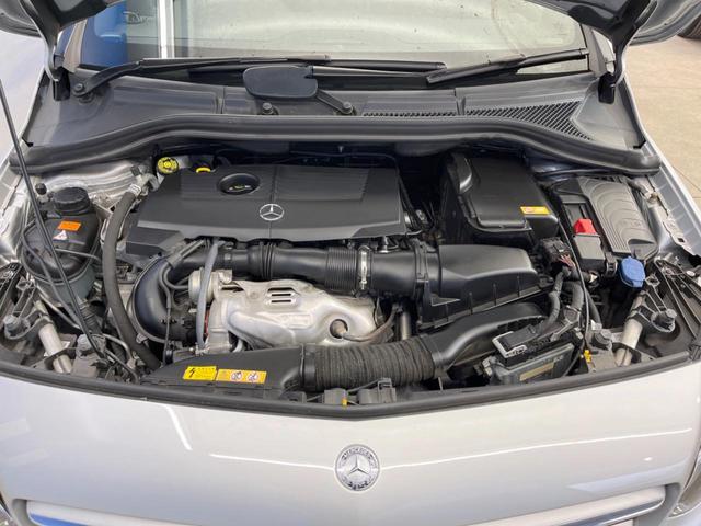 B250 4マチック スポーツ レーダーセーフティ/レザーエクスクルーシブPKG harman/kardonサラウンド ディストロニックプラス BSM 純正ナビ/バックカメラ 本革シート/パワーシート/シートヒーター LEDヘッド(20枚目)