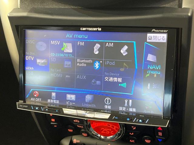 クーパー　クロスオーバー　カロッツェリア製メモリーナビ　バックカメラ　ＨＩＤヘッドランプ／オートライト　フルセグ　オートエアコン　５人乗　ＥＴＣ車載器　Ｂｌｕｅｔｏｏｔｈ再生　ＣＤ／ＤＶＤ再生(5枚目)