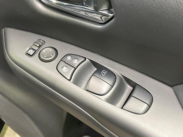 セレナ ハイウェイスター　純正ＨＤＤナビ　バックカメラ　衝突被害軽減システム　スマートキー　ＬＥＤヘッド　クルコン　オートライト　オートエアコン　純正１６インチアルミ　リアエアコン　Ｂｌｕｅｔｏｏｔｈ　ＤＶＤ再生（51枚目）