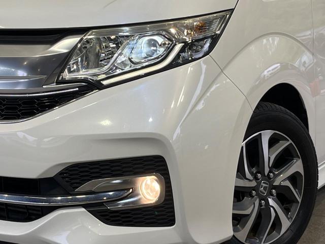 ステップワゴンスパーダ スパーダ　両側電動ドア　禁煙車　スマートキー　ＬＥＤヘッド　ＥＴＣ　クルコン　オートライト　オートエアコン　純正１６インチアルミ　Ｂｌｕｅｔｏｏｔｈ　ＣＤ　ＤＶＤ再生　フルセグ（13枚目）