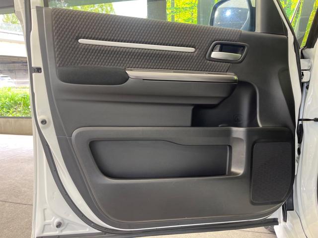 ステップワゴンスパーダ スパーダ　両側電動ドア　禁煙車　スマートキー　ＬＥＤヘッド　ＥＴＣ　クルコン　オートライト　オートエアコン　純正１６インチアルミ　Ｂｌｕｅｔｏｏｔｈ　ＣＤ　ＤＶＤ再生　フルセグ（30枚目）