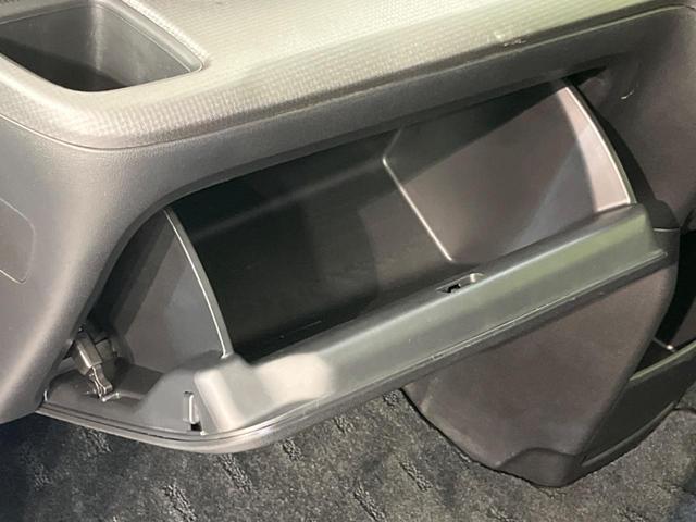 ステップワゴンスパーダ スパーダ　両側電動ドア　禁煙車　スマートキー　ＬＥＤヘッド　ＥＴＣ　クルコン　オートライト　オートエアコン　純正１６インチアルミ　Ｂｌｕｅｔｏｏｔｈ　ＣＤ　ＤＶＤ再生　フルセグ（49枚目）