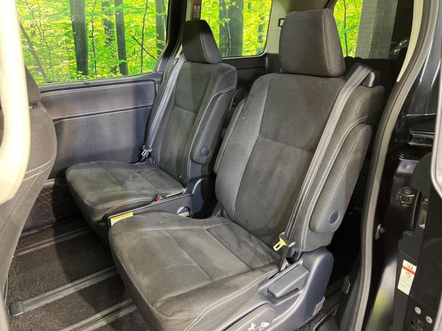 エスクァイア ハイブリッドXi 電動スライドドア 純正SDナビ バックカメラ 禁煙車 スマートキー LEDヘッド ドラレコ ETC シートヒーター オートライト デュアルエアコン 純正15インチアルミ(31枚目)