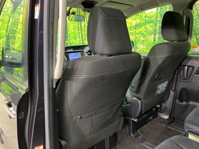 エスクァイア ハイブリッドXi 電動スライドドア 純正SDナビ バックカメラ 禁煙車 スマートキー LEDヘッド ドラレコ ETC シートヒーター オートライト デュアルエアコン 純正15インチアルミ(32枚目)