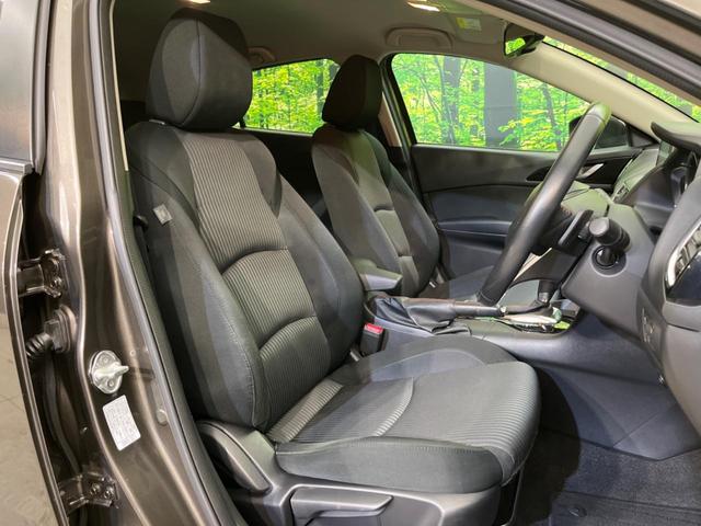 アクセラスポーツ 15Sツーリング マツダコネクト バックカメラ 衝突被害軽減システム 禁煙車 スマートキー HIDヘッド ETC クルコン オートライト デュアルエアコン 純正16インチアルミ Bluetooth フルセグ(8枚目)