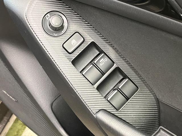 アクセラスポーツ 15Sツーリング マツダコネクト バックカメラ 衝突被害軽減システム 禁煙車 スマートキー HIDヘッド ETC クルコン オートライト デュアルエアコン 純正16インチアルミ Bluetooth フルセグ(41枚目)