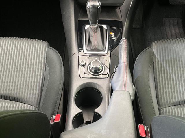 アクセラスポーツ 15Sツーリング マツダコネクト バックカメラ 衝突被害軽減システム 禁煙車 スマートキー HIDヘッド ETC クルコン オートライト デュアルエアコン 純正16インチアルミ Bluetooth フルセグ(48枚目)