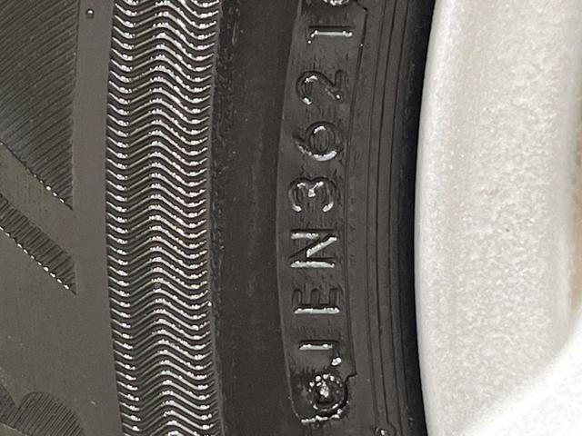 アクセラスポーツ 15Sツーリング マツダコネクト バックカメラ 衝突被害軽減システム 禁煙車 スマートキー HIDヘッド ETC クルコン オートライト デュアルエアコン 純正16インチアルミ Bluetooth フルセグ(55枚目)