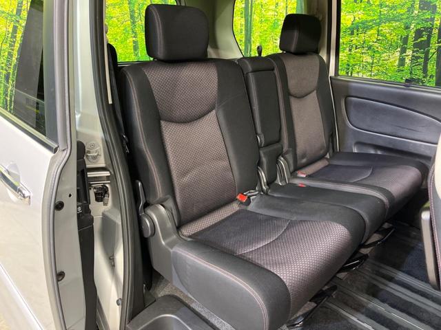 セレナ ハイウェイスター　両側電動ドア　ＳＤナビ　バックカメラ　禁煙車　ドラレコ　スマートキー　ＨＩＤヘッド　ビルトインＥＴＣ　クルコン　オートライト　オートエアコン　リアエアコン　ＣＤ再生　地デジ　アイドリングストップ（9枚目）