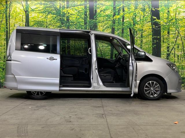 セレナ ハイウェイスター　両側電動ドア　ＳＤナビ　バックカメラ　禁煙車　ドラレコ　スマートキー　ＨＩＤヘッド　ビルトインＥＴＣ　クルコン　オートライト　オートエアコン　リアエアコン　ＣＤ再生　地デジ　アイドリングストップ（26枚目）