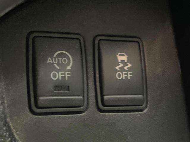 セレナ ハイウェイスター　両側電動ドア　ＳＤナビ　バックカメラ　禁煙車　ドラレコ　スマートキー　ＨＩＤヘッド　ビルトインＥＴＣ　クルコン　オートライト　オートエアコン　リアエアコン　ＣＤ再生　地デジ　アイドリングストップ（41枚目）